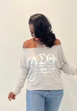 Load image into Gallery viewer, Delta Sigma Theta Off the Shoulder Metallic Print
